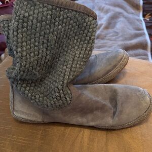 UGG Gray Suede Boot with Knit Cuff